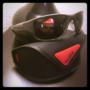 New grey Bolle polarized Sunglasses